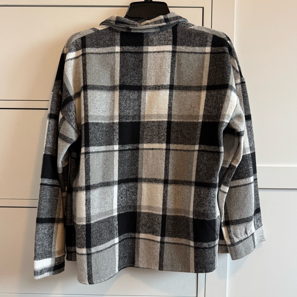 NWOT Plaid Flannel Shacket - Picture 2 of 10